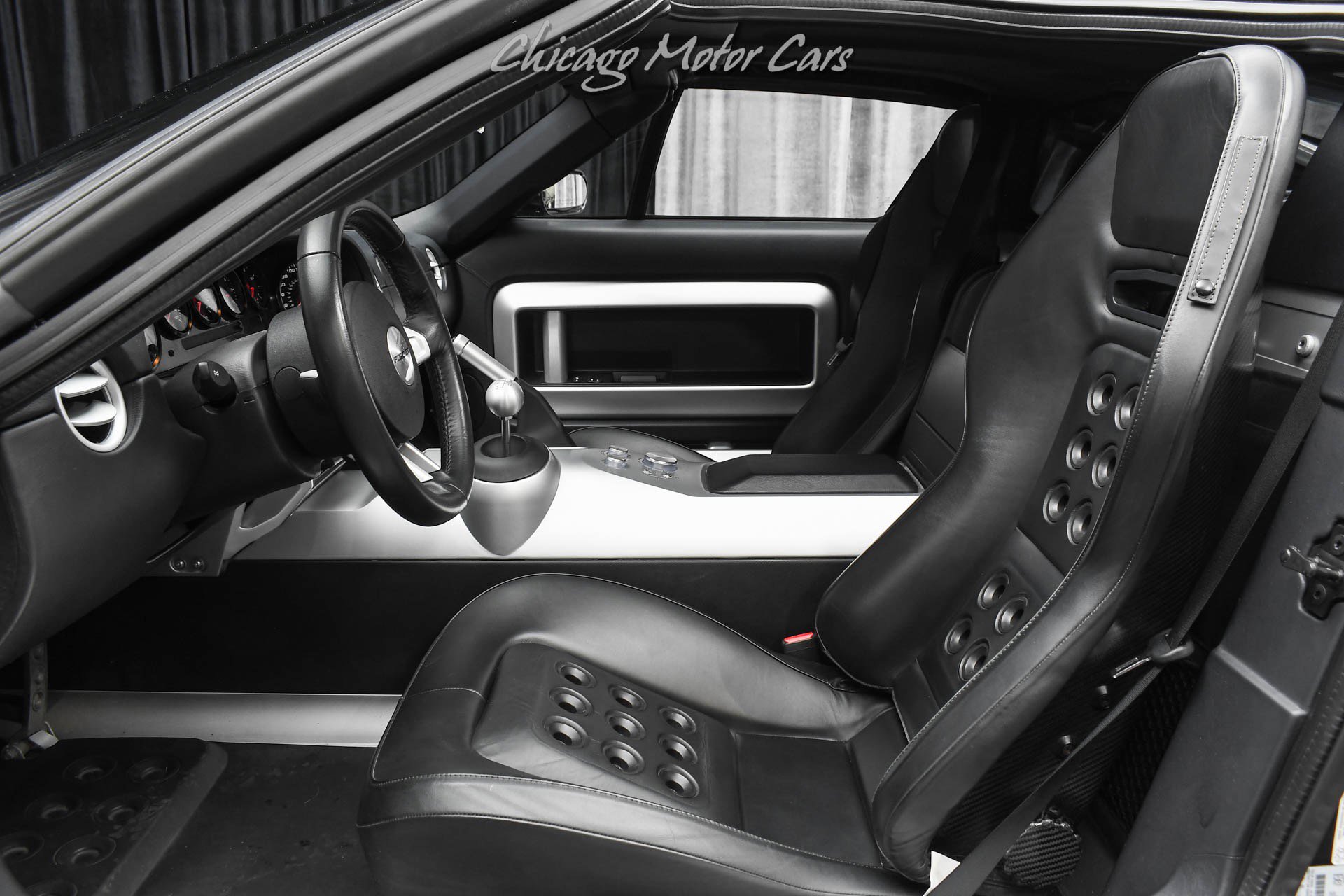 Used 2006 Ford GT image 18