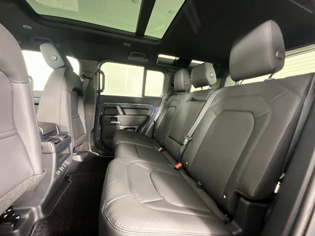 New 2026 Land Rover Defender 110 S image 5