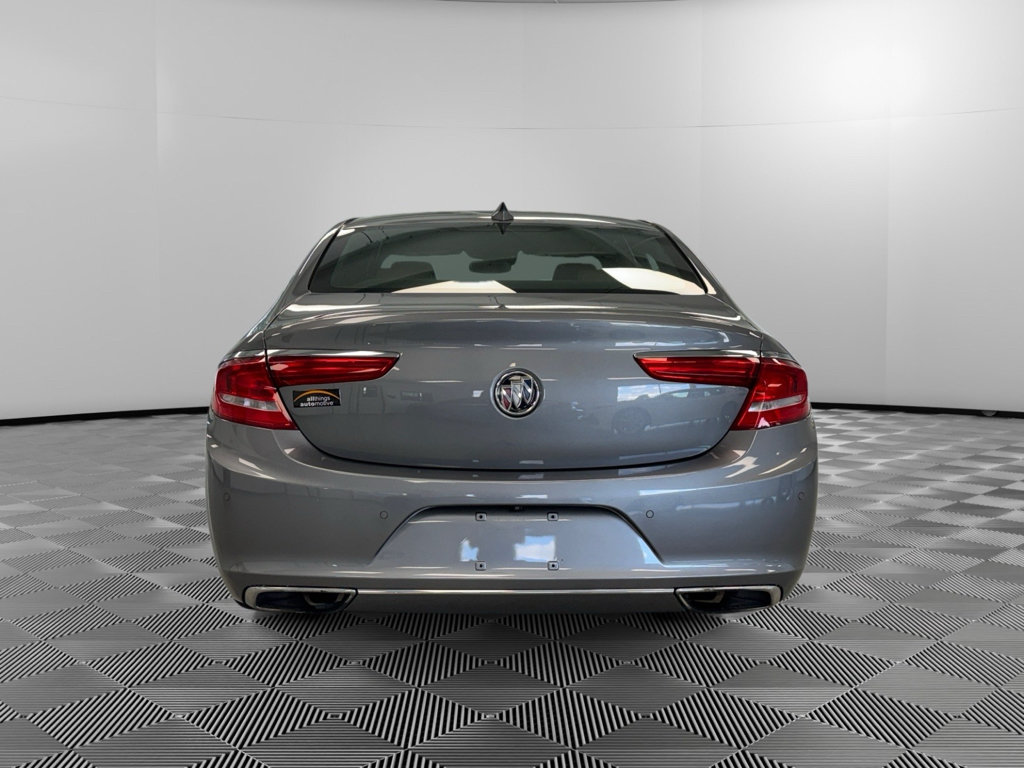 Used 2018 Buick LaCrosse Avenir w/ Driver Confidence Package #2 AWD/4WD image 7