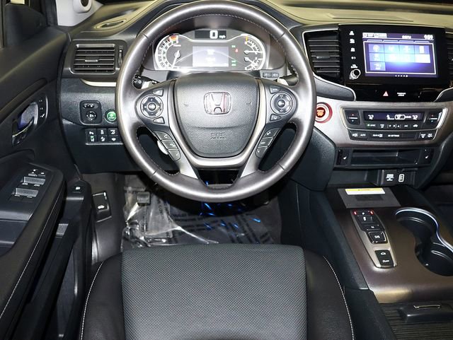 Used 2023 Honda Ridgeline RTL-E image 3