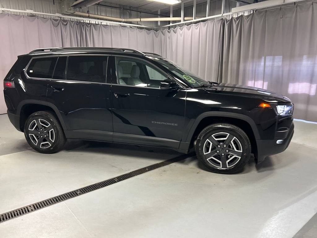 New 2026 Jeep Cherokee Limited AWD/4WD image 8