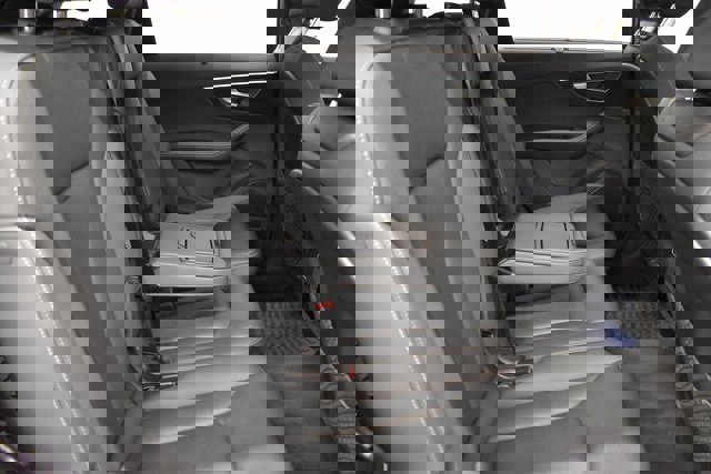 Used 2025 Audi Q7 3.0T Premium Plus image 19