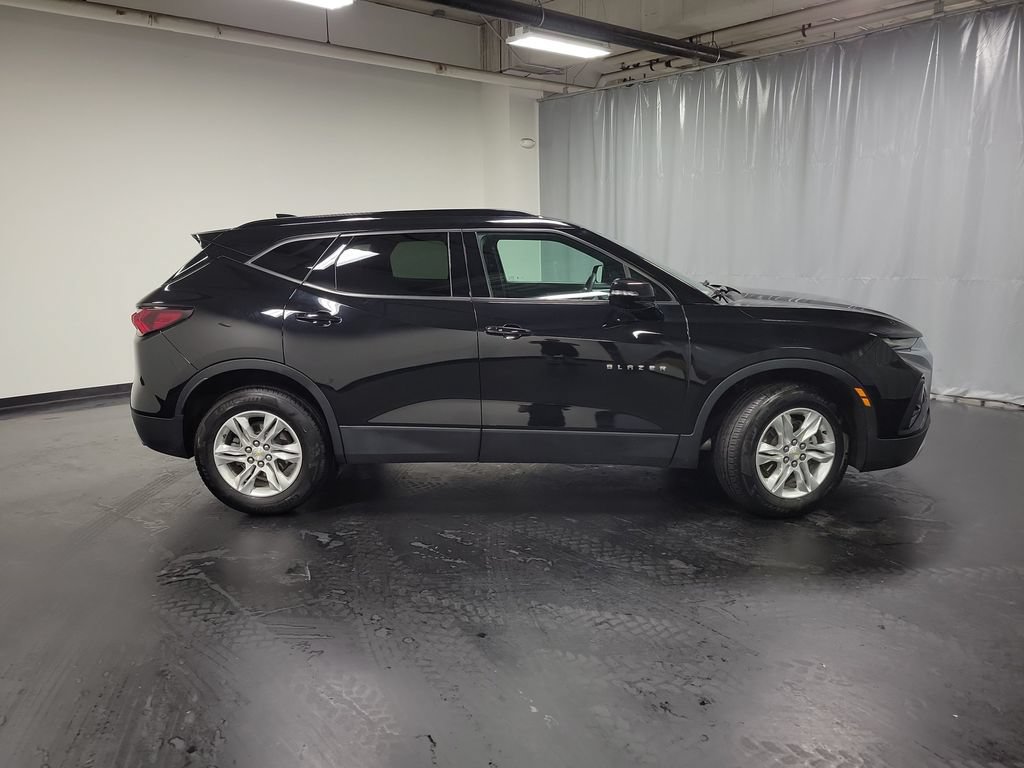 Used 2022 Chevrolet Blazer LT FWD image 9