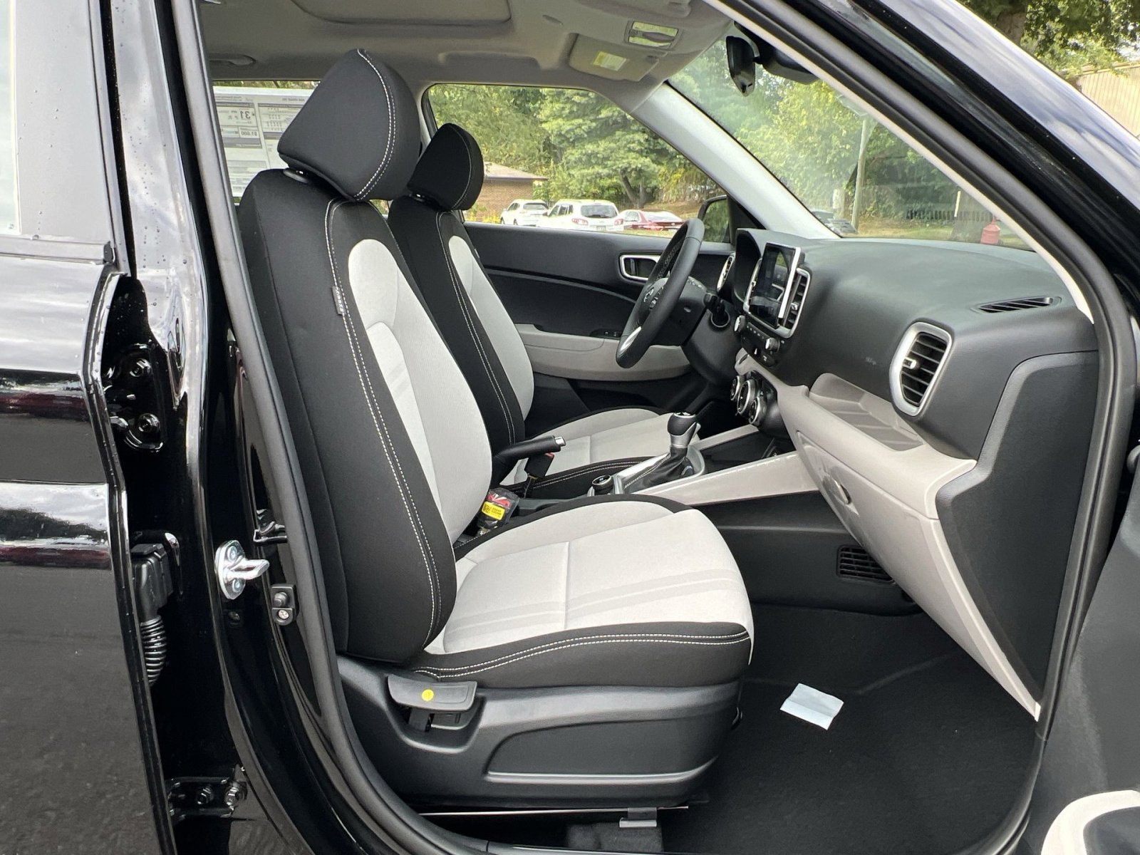 New 2026 Hyundai Venue SEL image 25