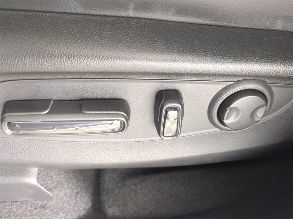 Used 2025 Honda CR-V Sport-L image 23