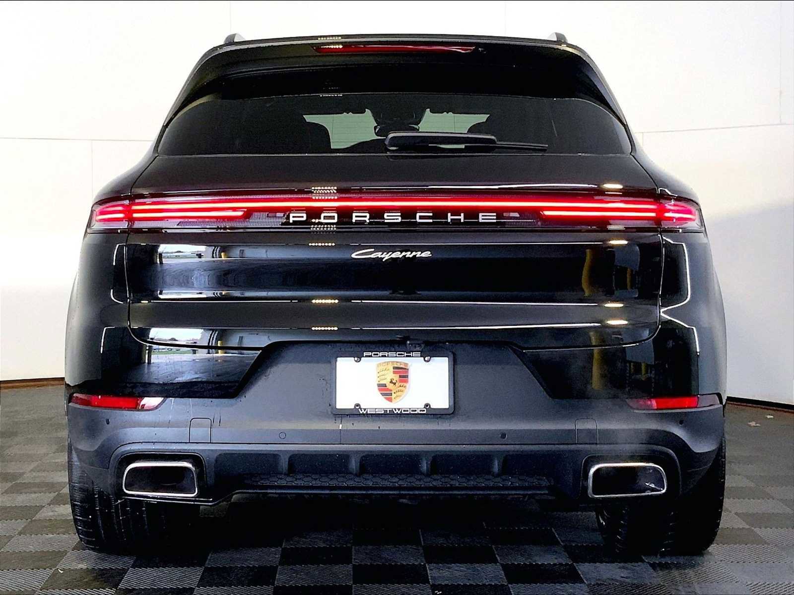 New 2026 Porsche Cayenne AWD/4WD image 6