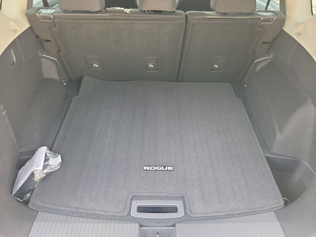 New 2026 Nissan Rogue SV image 10