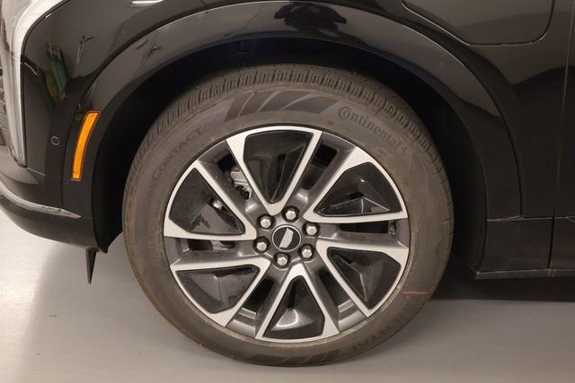 New 2026 Cadillac Optiq Sport 2 w/ LPO, Floor Liner Package RWD image 9