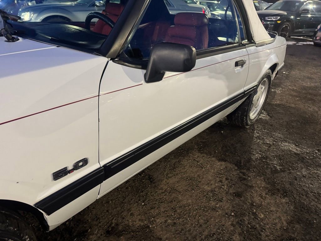 Used 1990 Ford Mustang LX image 9