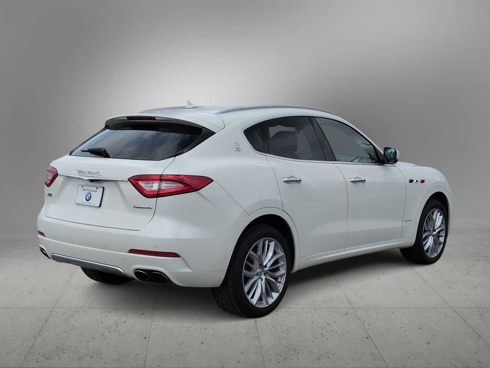 Used 2019 Maserati Levante S GranLusso image 8