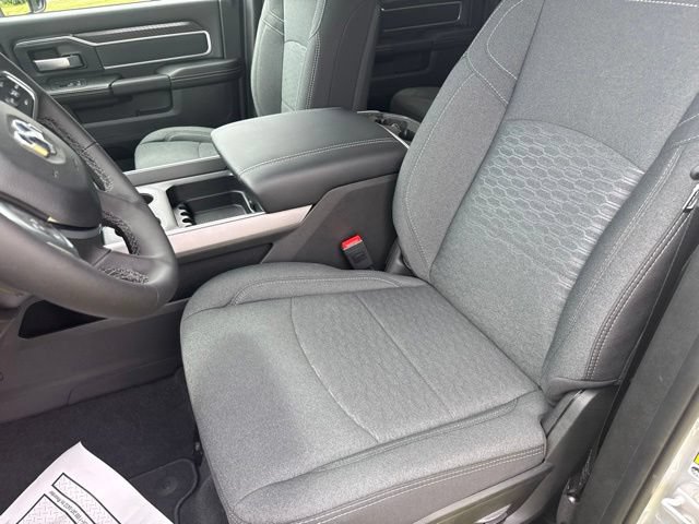 New 2026 RAM 2500 Big Horn AWD/4WD image 13