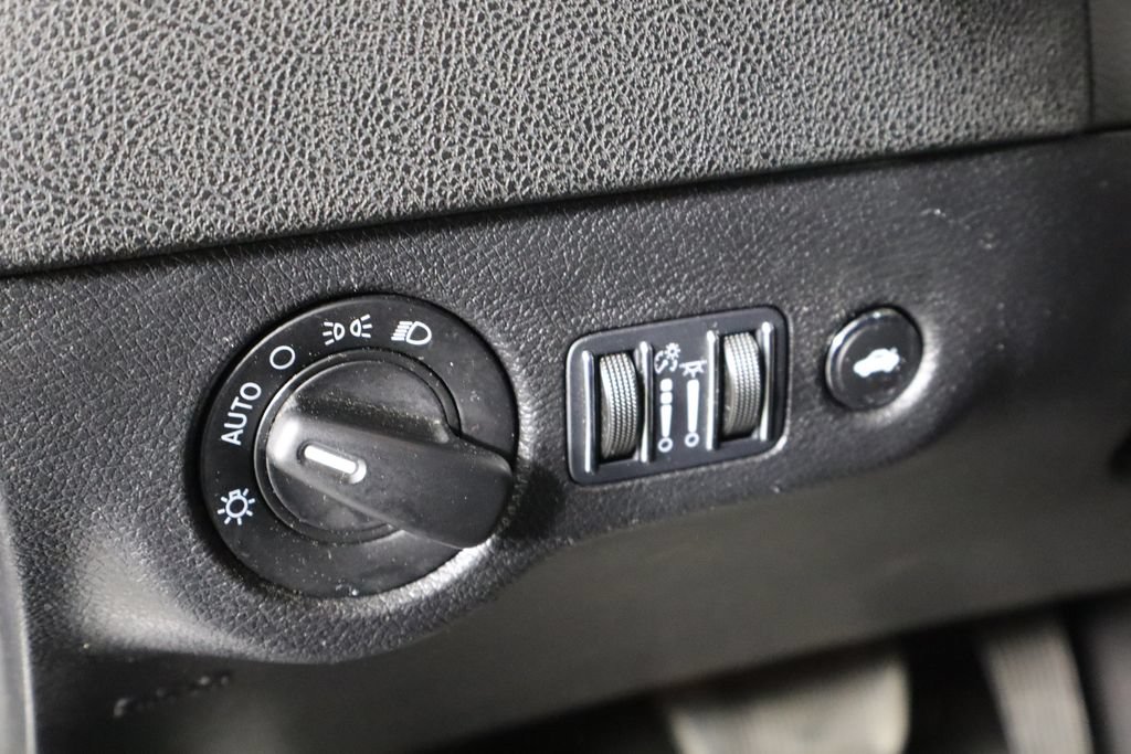 Used 2023 Dodge Charger SXT RWD image 23