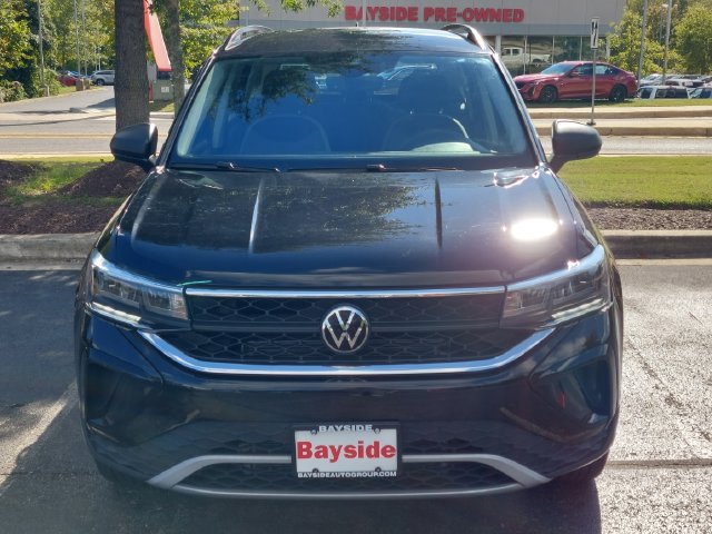 Used 2023 Volkswagen Taos S w/ Driver Assistance Package AWD/4WD image 3