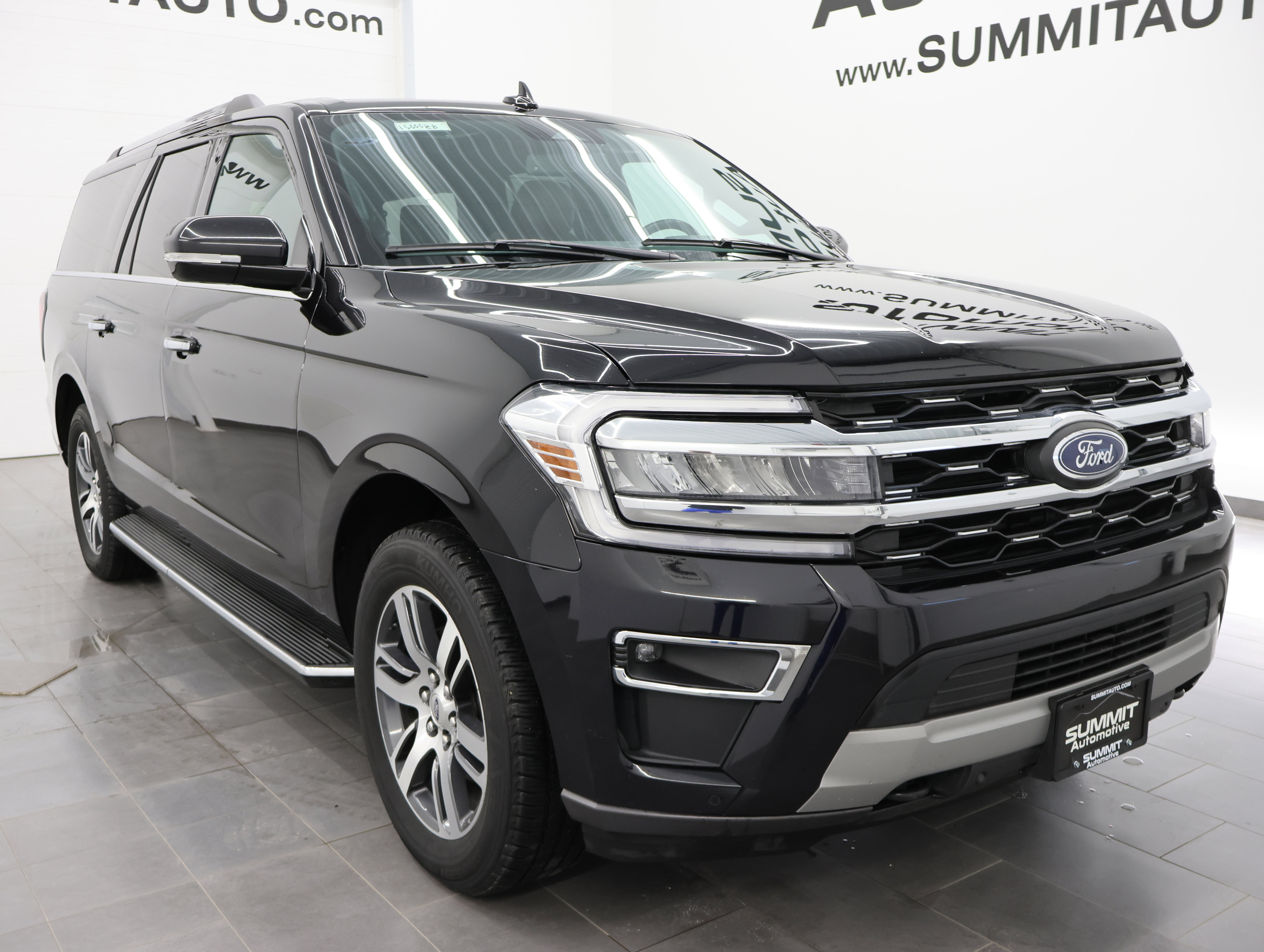 Used 2023 Ford Expedition Max Limited image 2