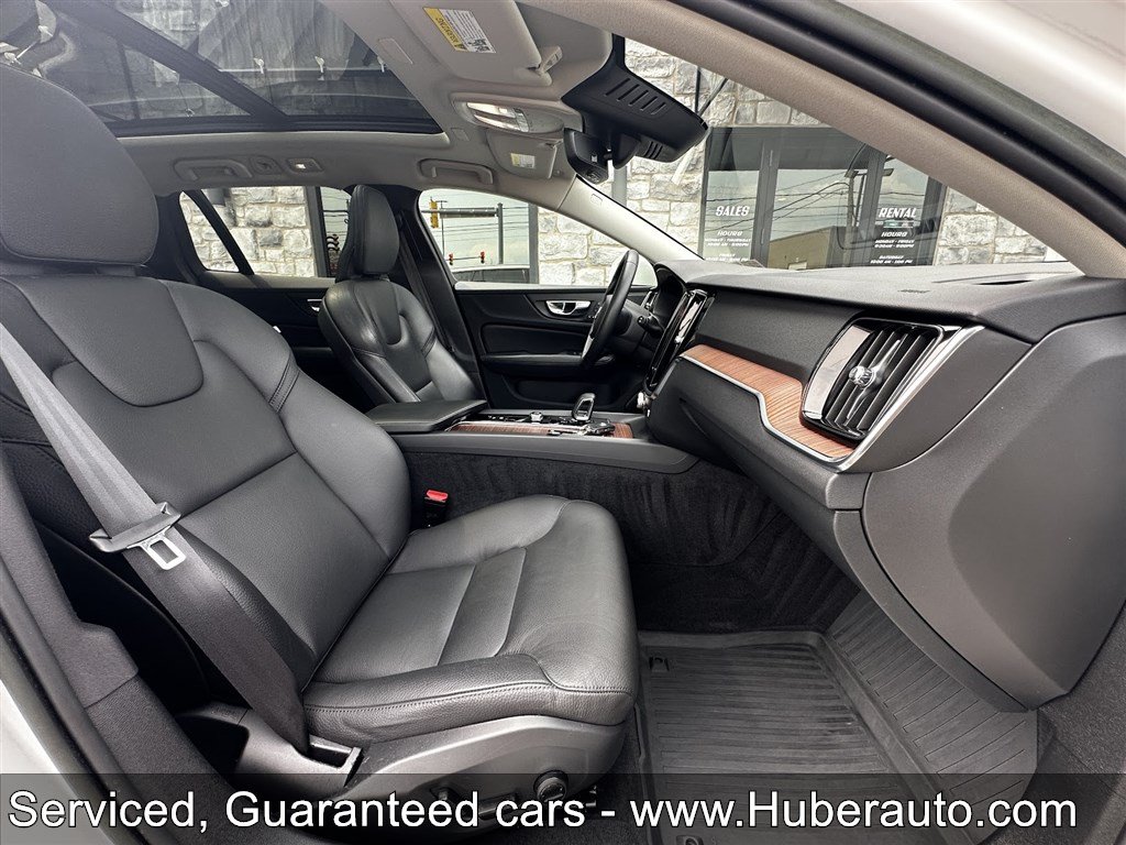 Used 2023 Volvo V60 B5 Cross Country Plus w/ Climate Package AWD/4WD image 13
