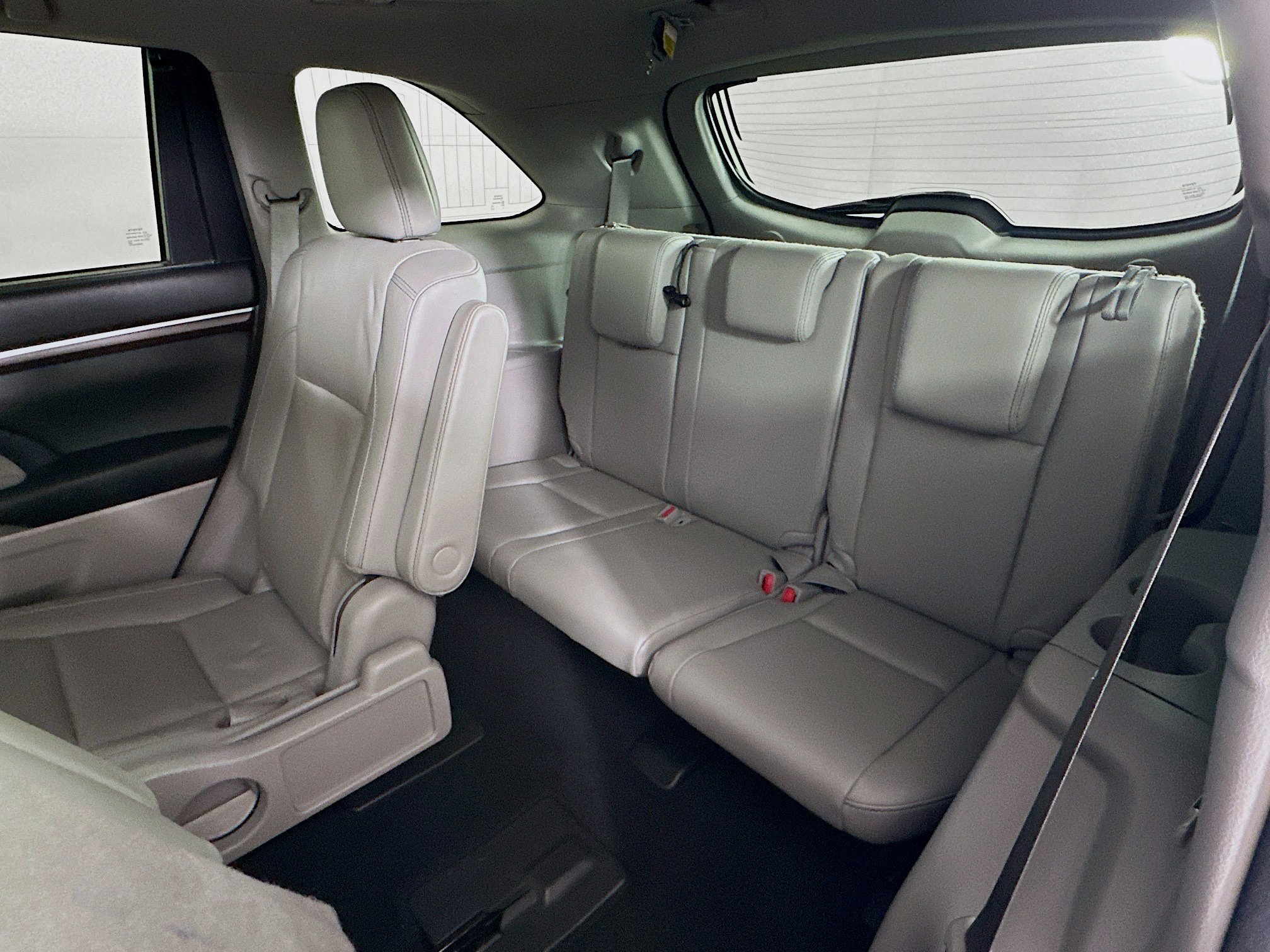 Used 2016 Toyota Highlander Limited Platinum image 31