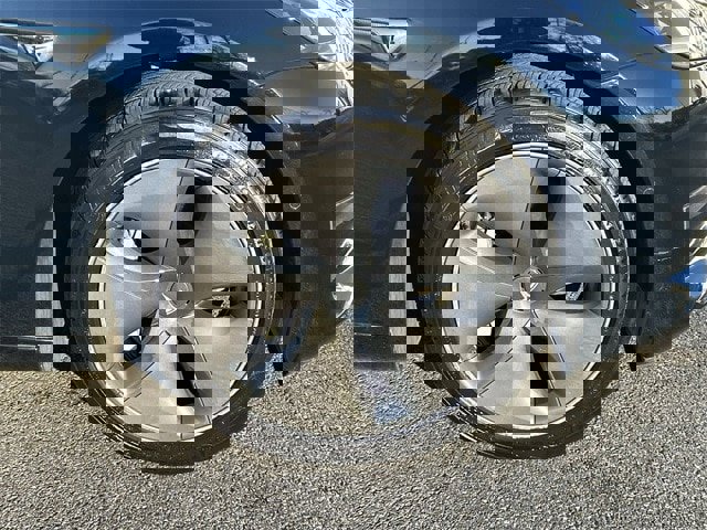 Used 2020 Tesla Model 3 image 13