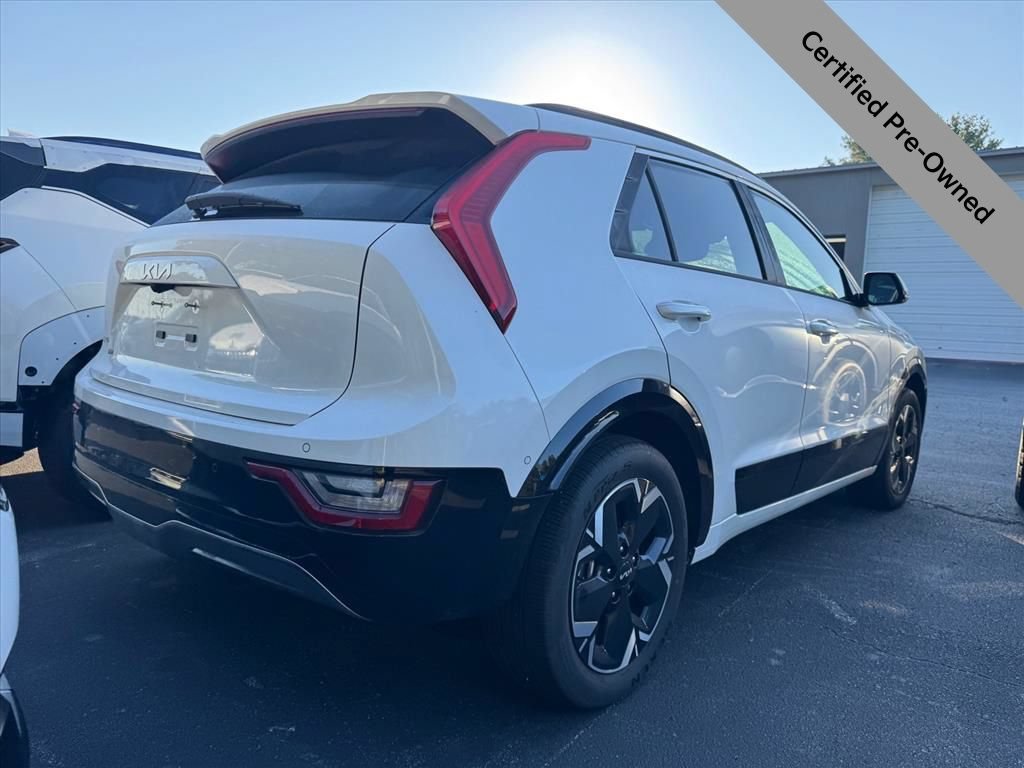 Certified 2024 Kia Niro Wave FWD image 5