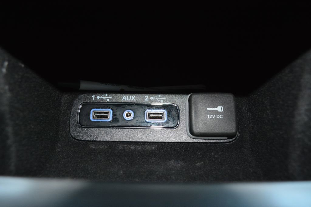 Used 2021 Jeep Grand Cherokee Limited image 22