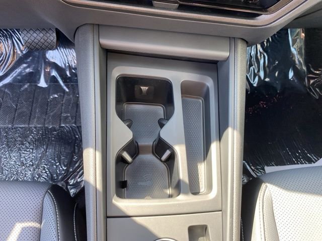 New 2025 Volkswagen Tiguan SE image 36