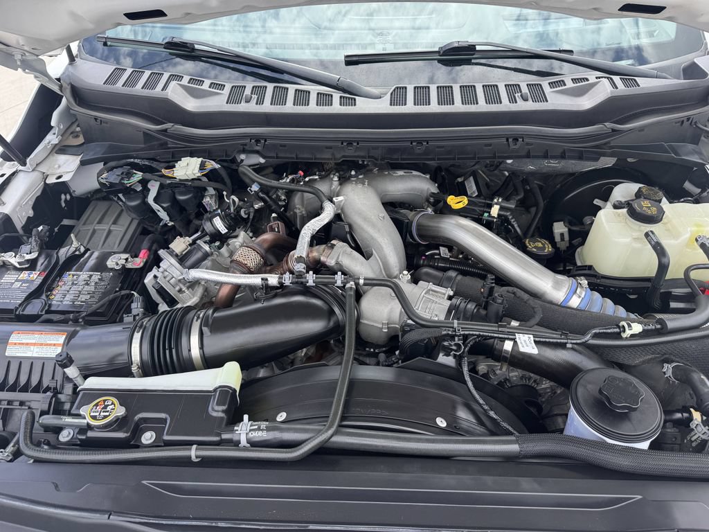 Used 2024 Ford F250 Lariat w/ Lariat Ultimate Package AWD/4WD image 32