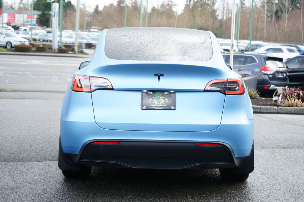 Used 2021 Tesla Model Y Long Range image 4