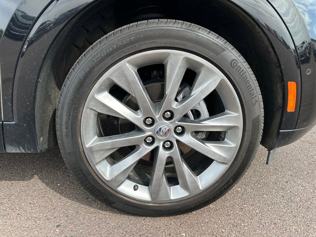 Used 2023 Buick Envision Avenir AWD/4WD image 39