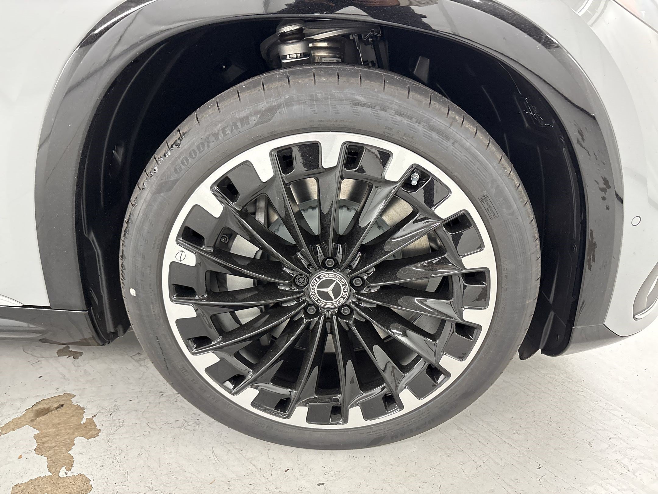 New 2026 Mercedes-Benz EQS 400 4MATIC SUV image 12