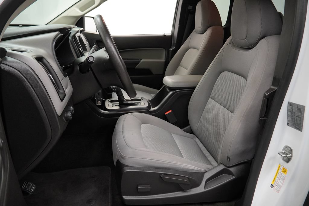 Certified 2018 Chevrolet Colorado W/T AWD/4WD image 11