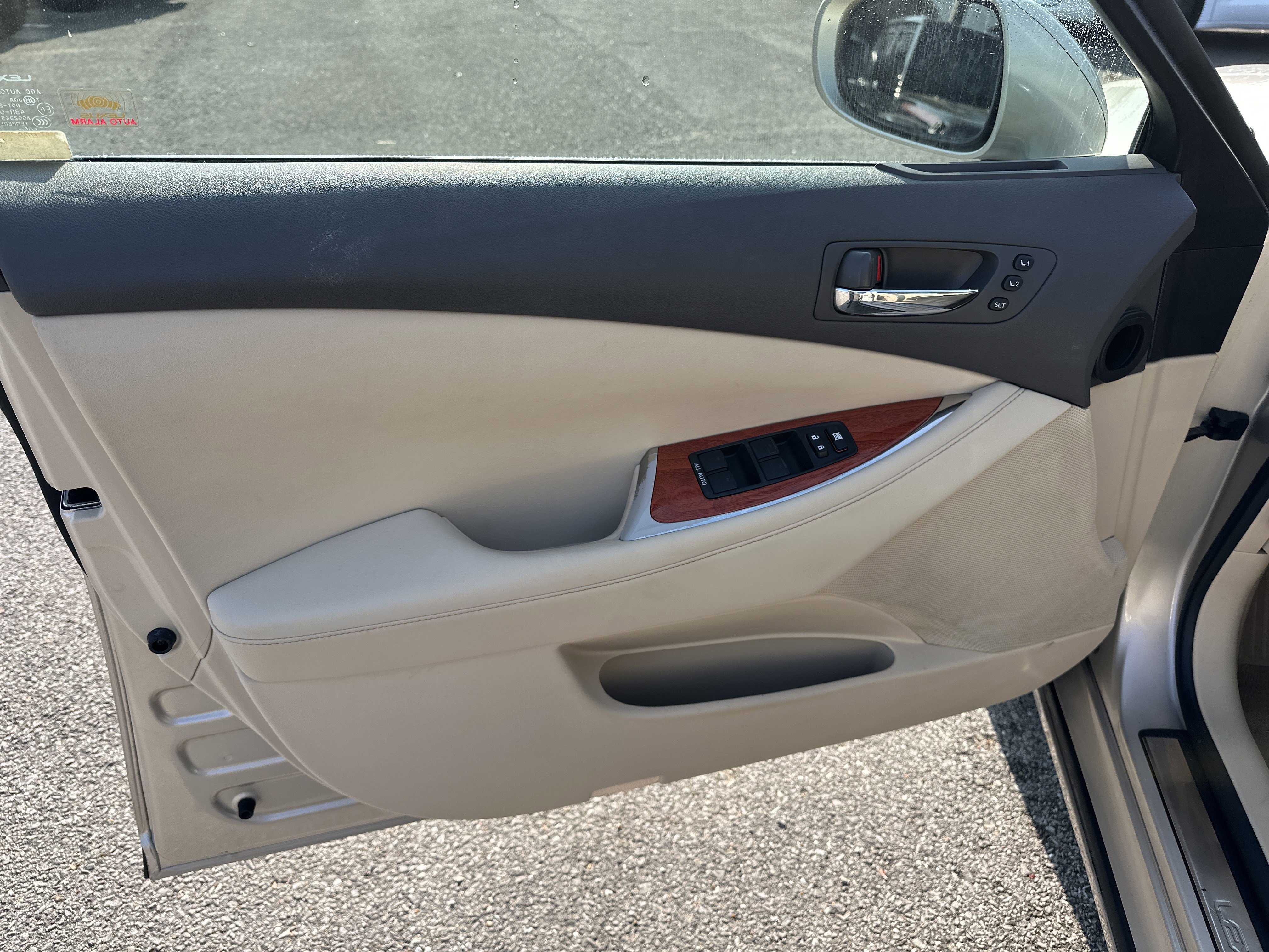 Used 2011 Lexus ES 350 image 11