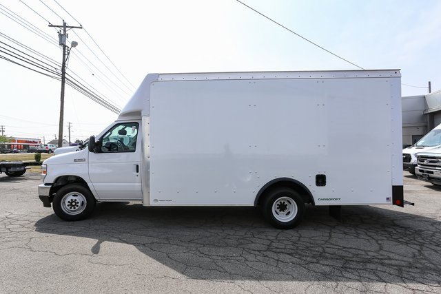 New 2026 Ford E-350 and Econoline 350 Super Duty w/ Power Equipment Group image 6