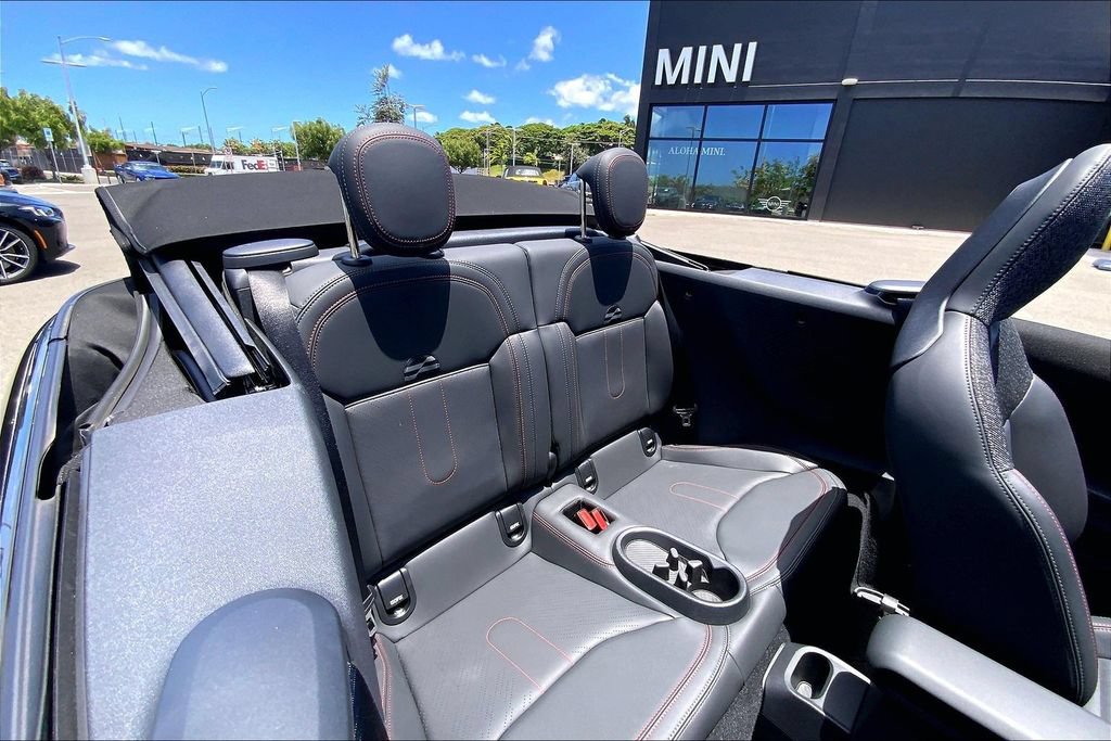 Used 2026 MINI Cooper S FWD image 27