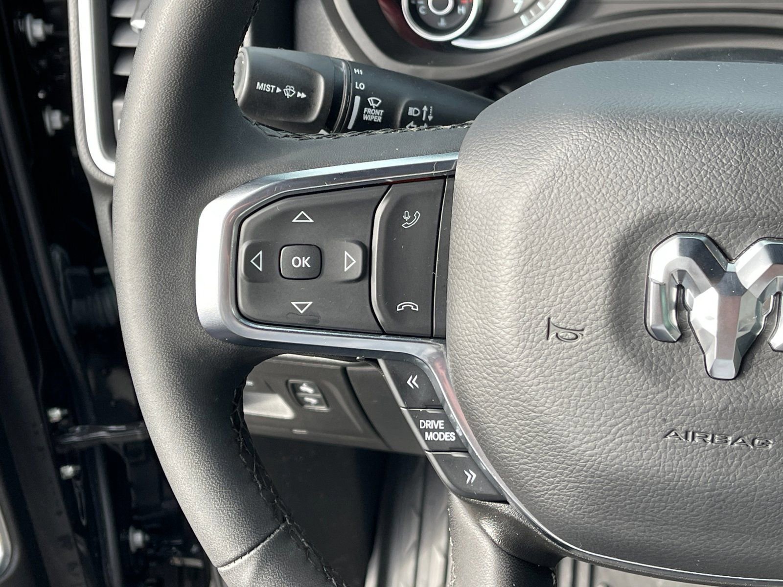 Used 2025 RAM 1500 Laramie w/ Sport Appearance Package image 27