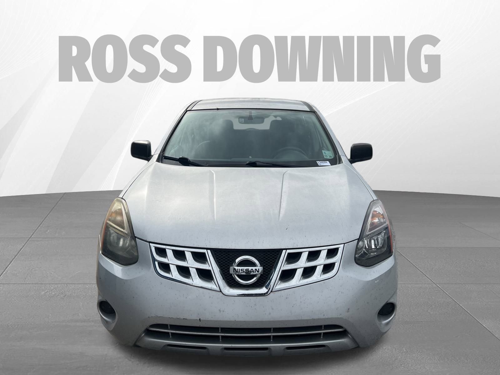 Used 2014 Nissan Rogue S image 2