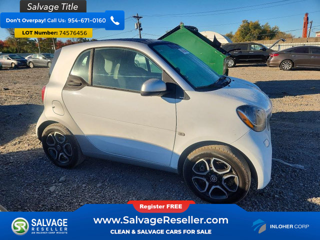 Used 2016 smart fortwo Coupe RWD image 5
