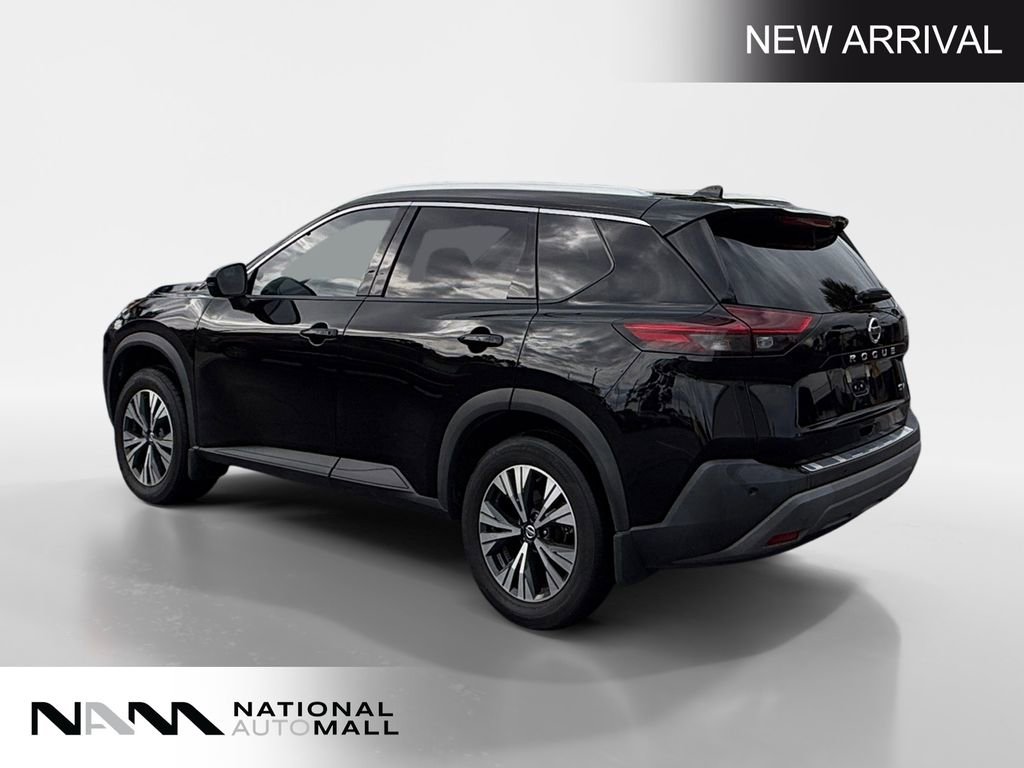 Used 2021 Nissan Rogue SV w/ Premium Package FWD image 3