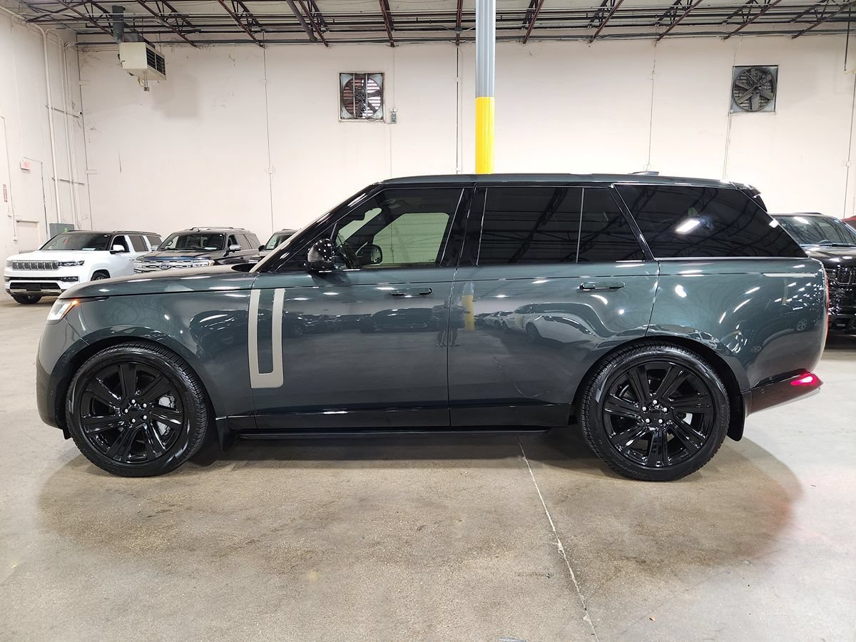 Used 2023 Land Rover Range Rover SE AWD/4WD image 7