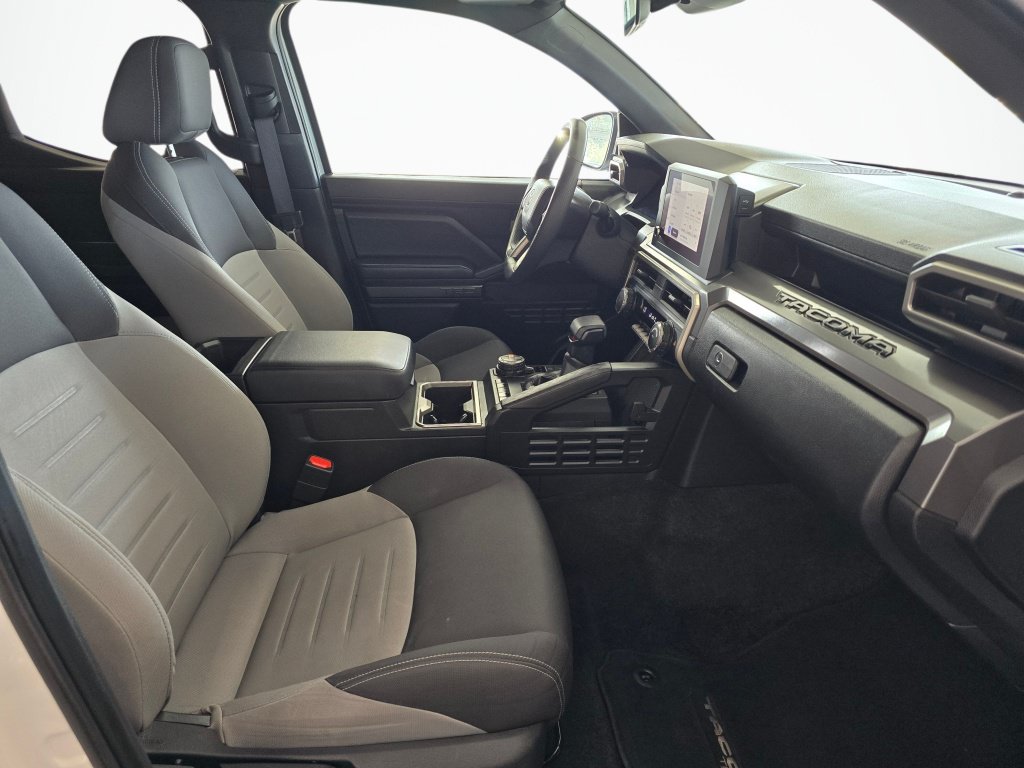 Used 2024 Toyota Tacoma TRD Off-Road AWD/4WD image 42