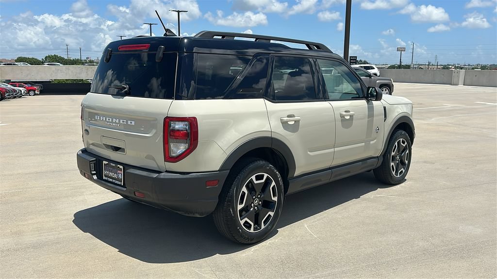 Used 2024 Ford Bronco Sport Outer Banks w/ Tech Package AWD/4WD image 12