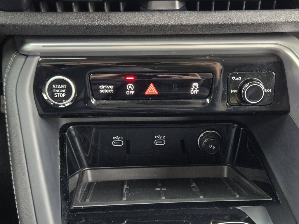 Certified 2025 Audi Q5 Premium Plus w/ Premium Plus AWD/4WD image 24