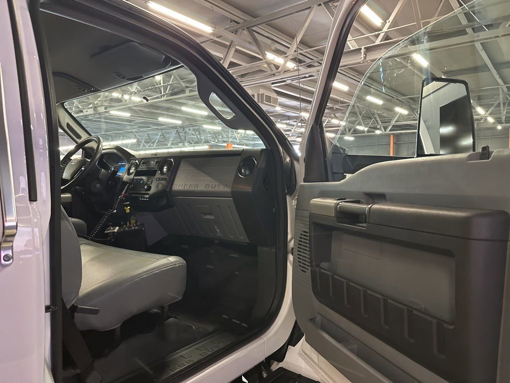 Used 2021 Ford F750 2WD Regular Cab Super Duty image 7