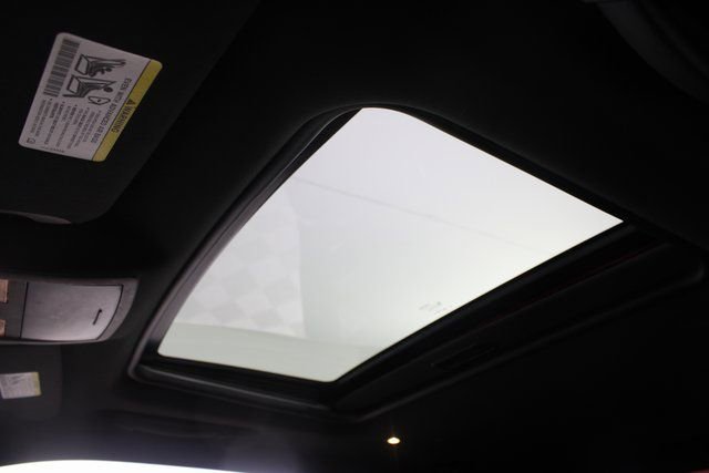 Used 2016 Dodge Challenger R/T Plus image 10