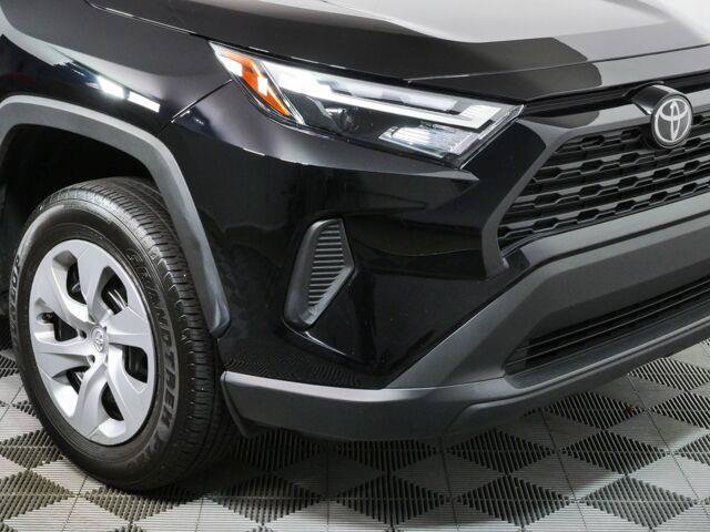 Used 2025 Toyota RAV4 LE FWD image 34