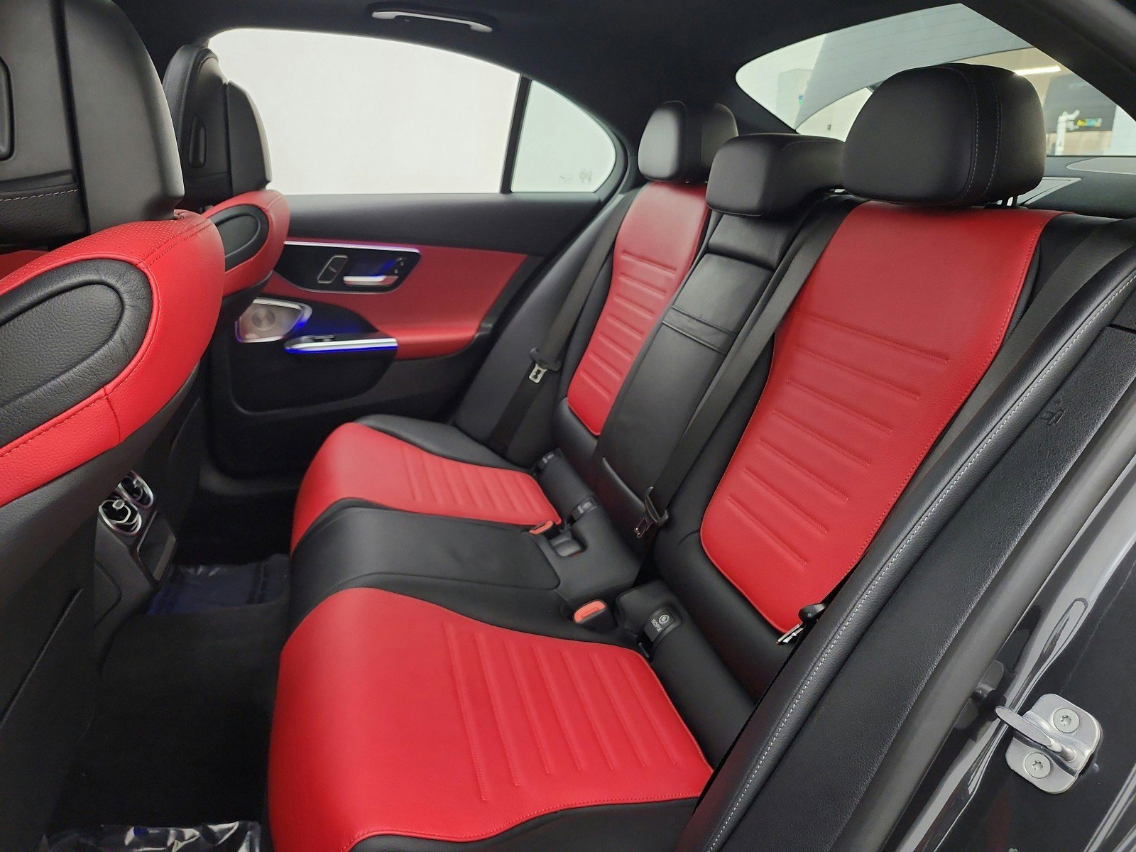 Used 2024 Mercedes-Benz C 300 Sedan image 14