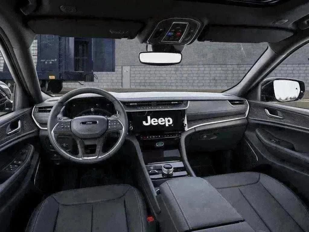 Certified 2026 Jeep Grand Cherokee Limited w/ Limited Altitude Package AWD/4WD image 86