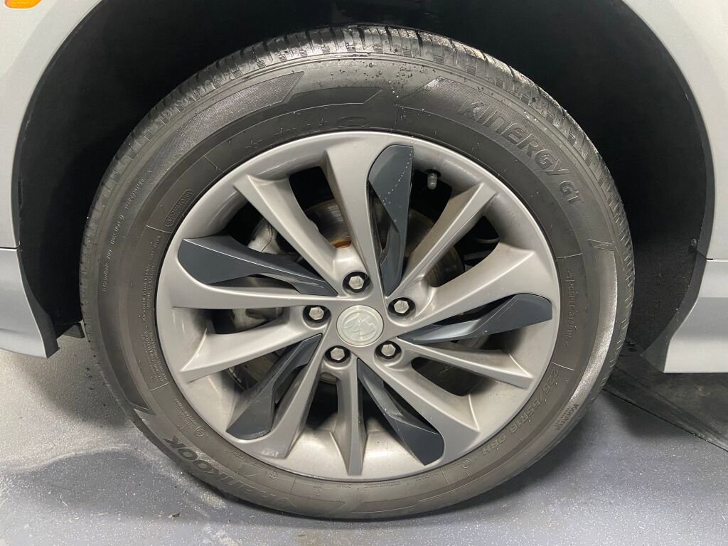 Used 2023 Buick Encore GX Select w/ Experience Buick Package image 5