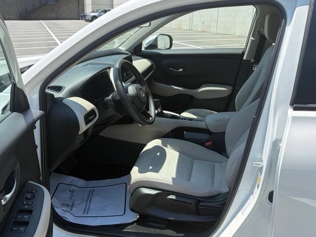 Certified 2025 Honda HR-V LX image 14