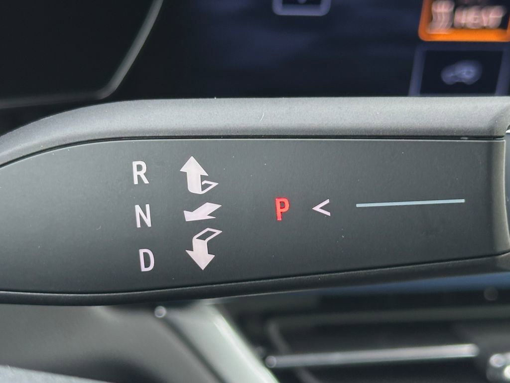 New 2026 Chevrolet Equinox EV LT image 18