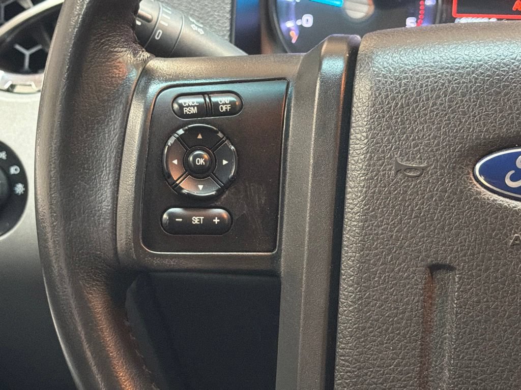 Used 2015 Ford F250 Lariat w/ Lariat Interior Package AWD/4WD image 21