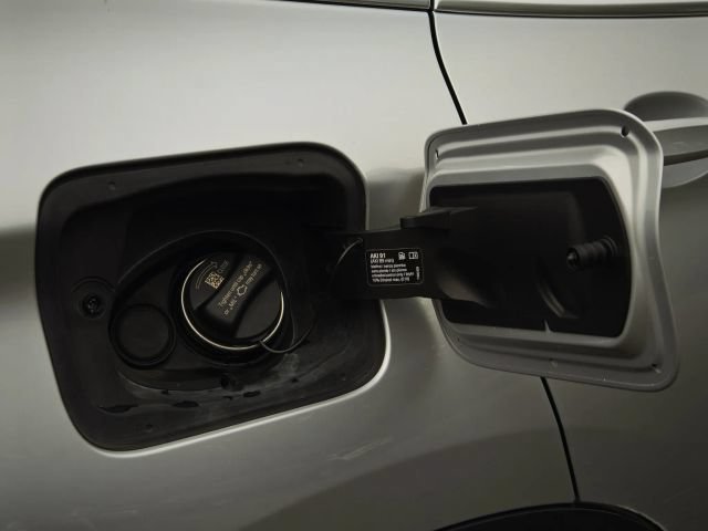 Used 2017 BMW X1 xDrive28i AWD/4WD image 17